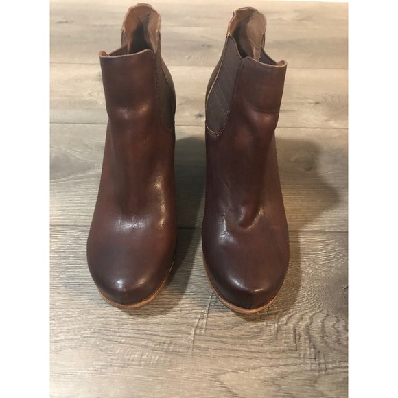 Kork-Ease Brown Ankle Boots - Picture 2 of 11